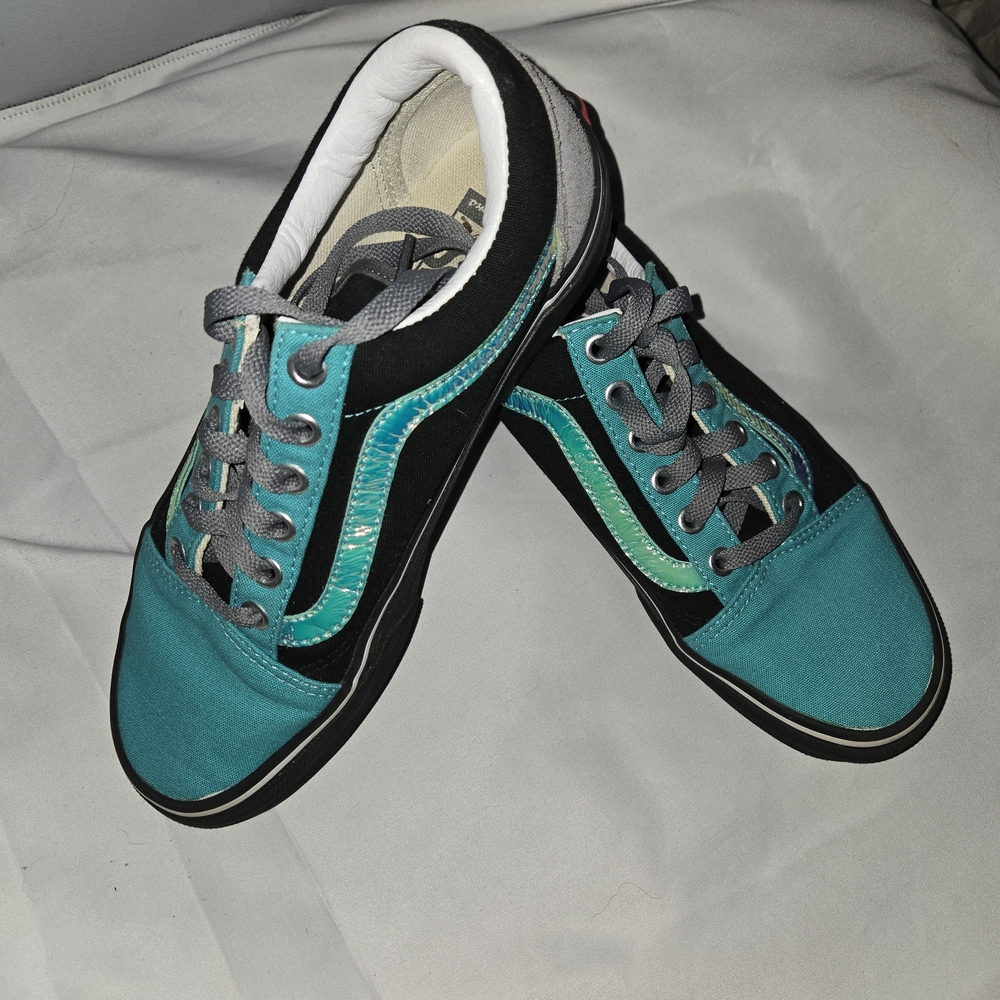 Vans Old Skool Teal & Black Low Top Sneakers Skate Shoes Women’s